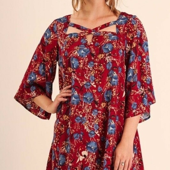 Umgee Red Floral Keyhole Bell Sleeve Tunic Dress M - Picture 2 of 8
